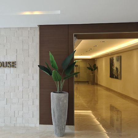 Cozy Penthouse 2Br Suite W Balcony - Amazing Manila Bay View And City Skyline Near Moa Pasay Exterior foto