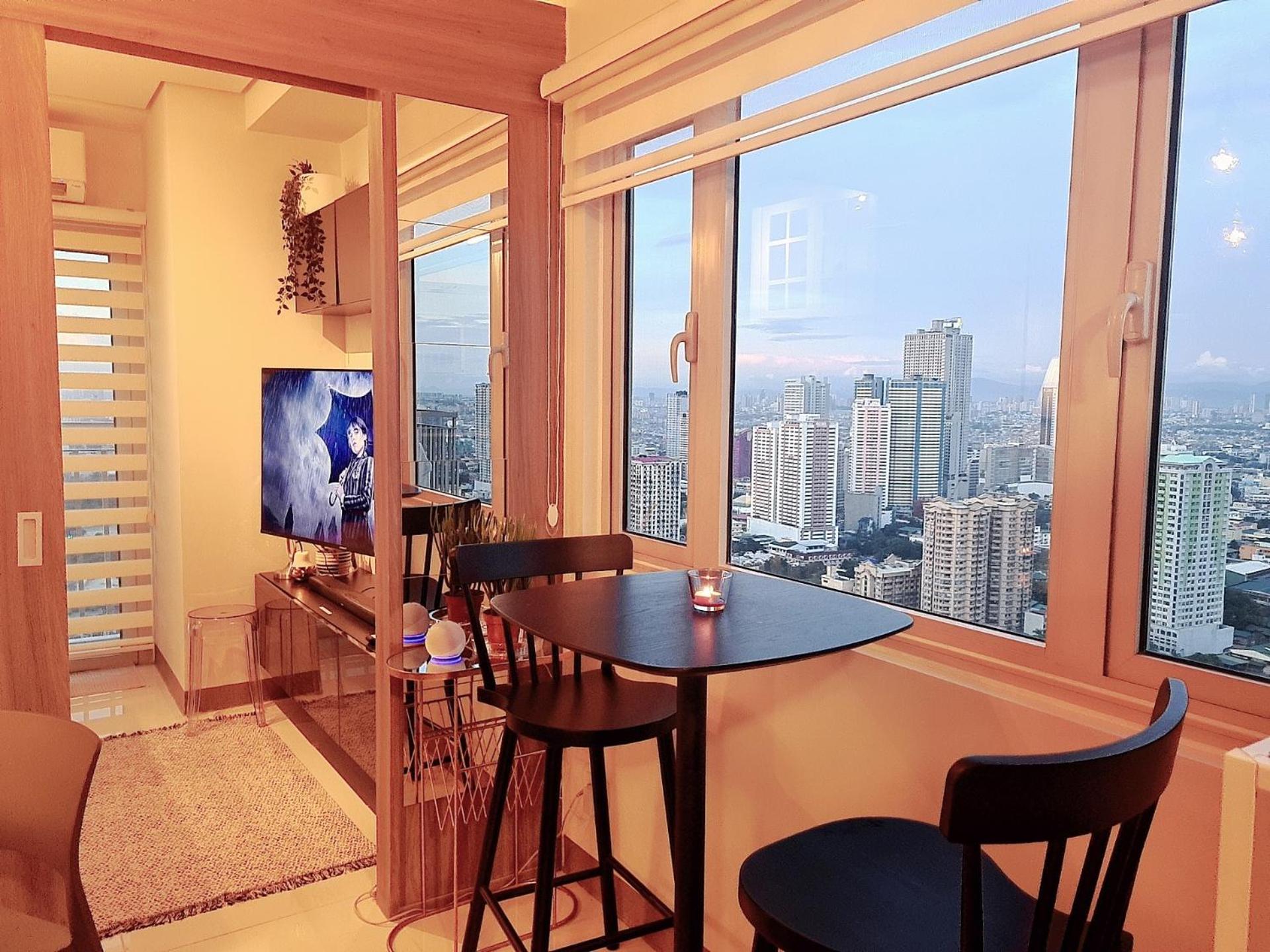 Cozy Penthouse 2Br Suite W Balcony - Amazing Manila Bay View And City Skyline Near Moa Pasay Exterior foto