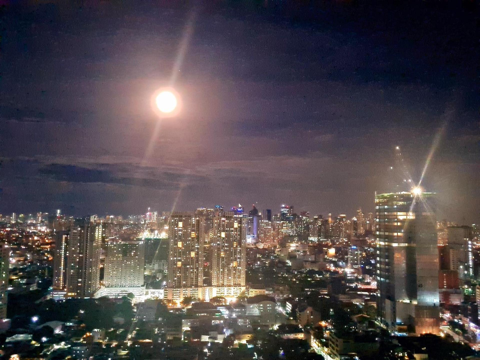 Cozy Penthouse 2Br Suite W Balcony - Amazing Manila Bay View And City Skyline Near Moa Pasay Exterior foto